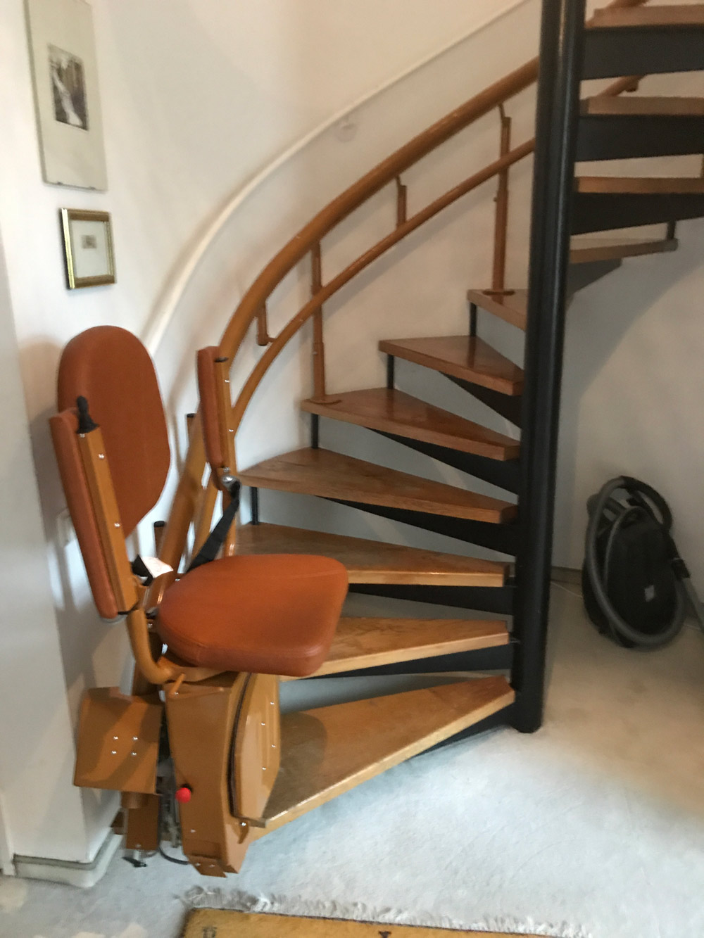 HEIM Treppenlift | Alle Preisklassen & Lifttypen | Ellmers